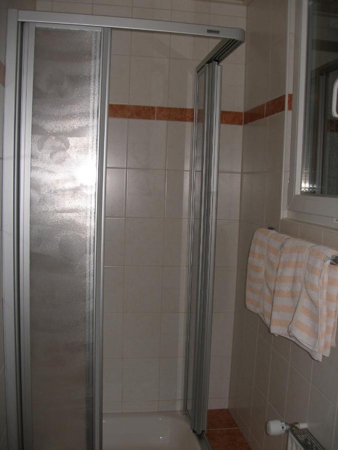 Pension Haus Waldfrieden, Meinecardplus Inklusive 维林根 客房 照片