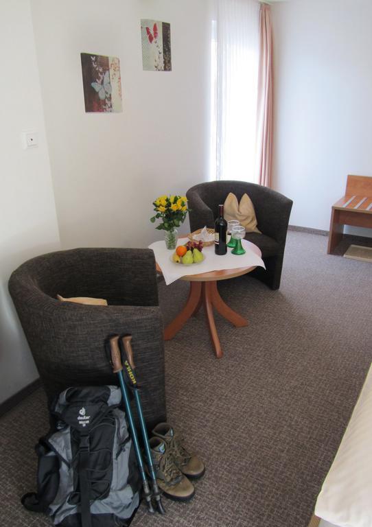 Pension Haus Waldfrieden, Meinecardplus Inklusive 维林根 外观 照片